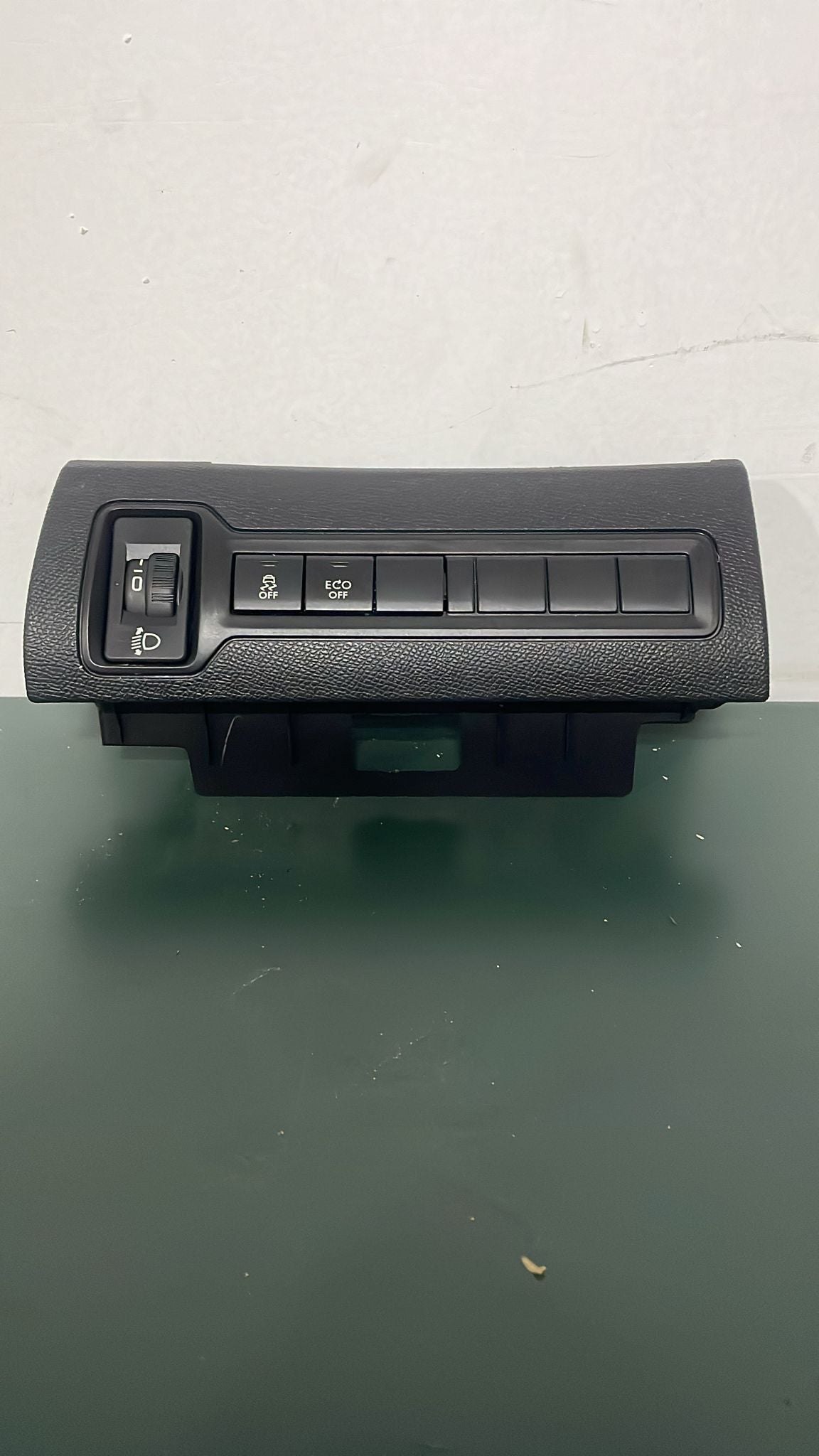 Conjunto Botões Tablier Multifunções – Peugeot 308 2013»2017 – Ref. 98033305ZD (Valeo)