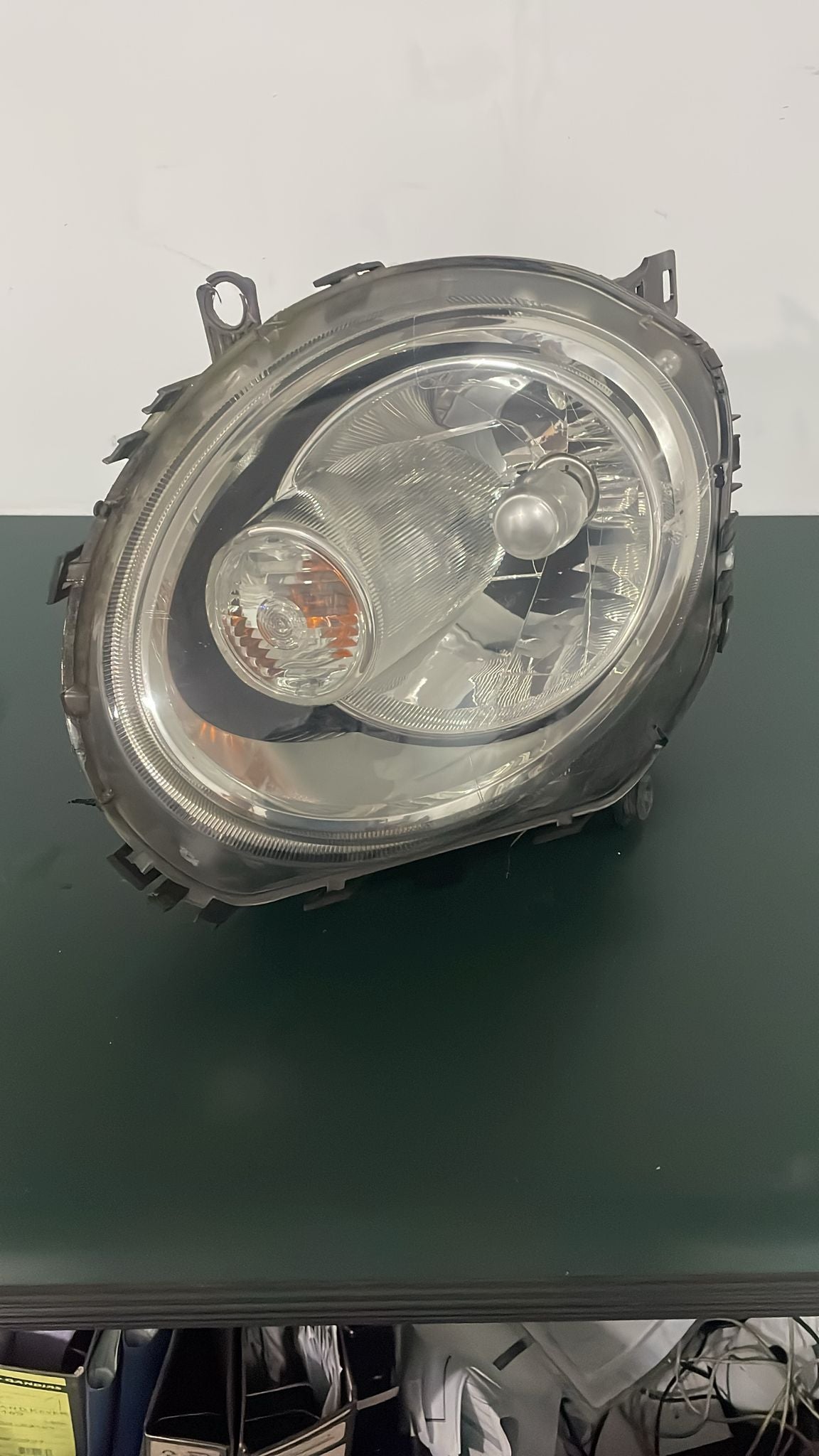Ótica Frente Direita – Mini R55 / R56 / R57 / R58 2007»2014 – Ref. 0301225704 / 63122751874 / 2751874