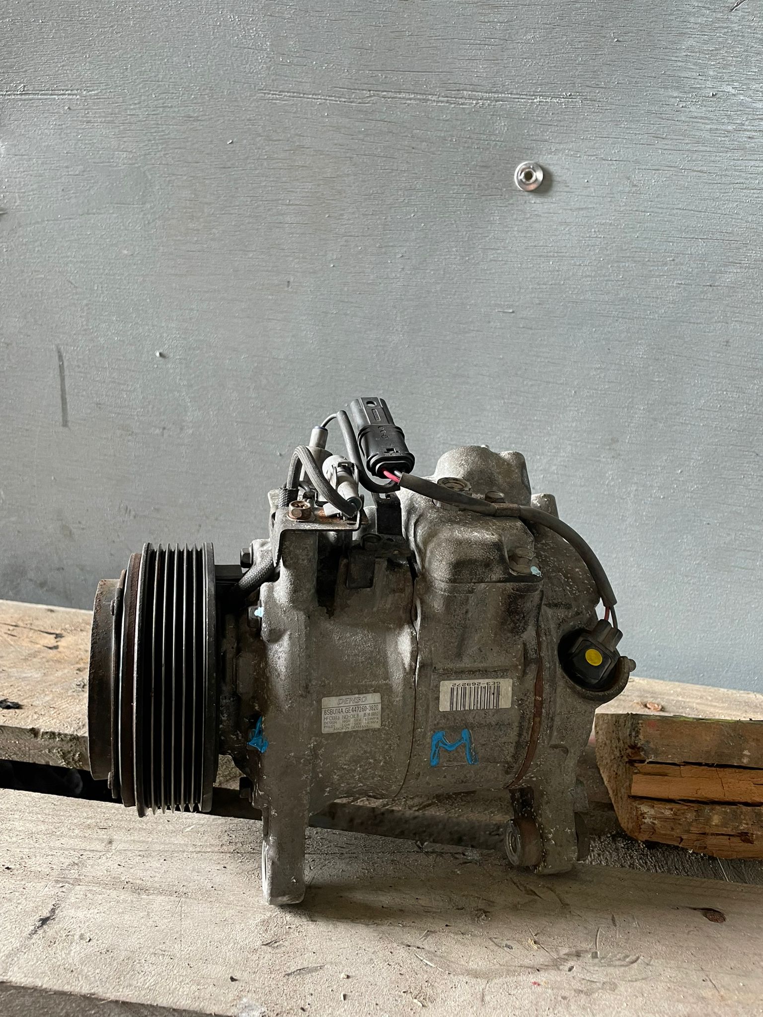Compressor Ar Condicionado – BMW Série 3 2006»2012 – Denso – Ref. 6SBU14A / GE447260-3820