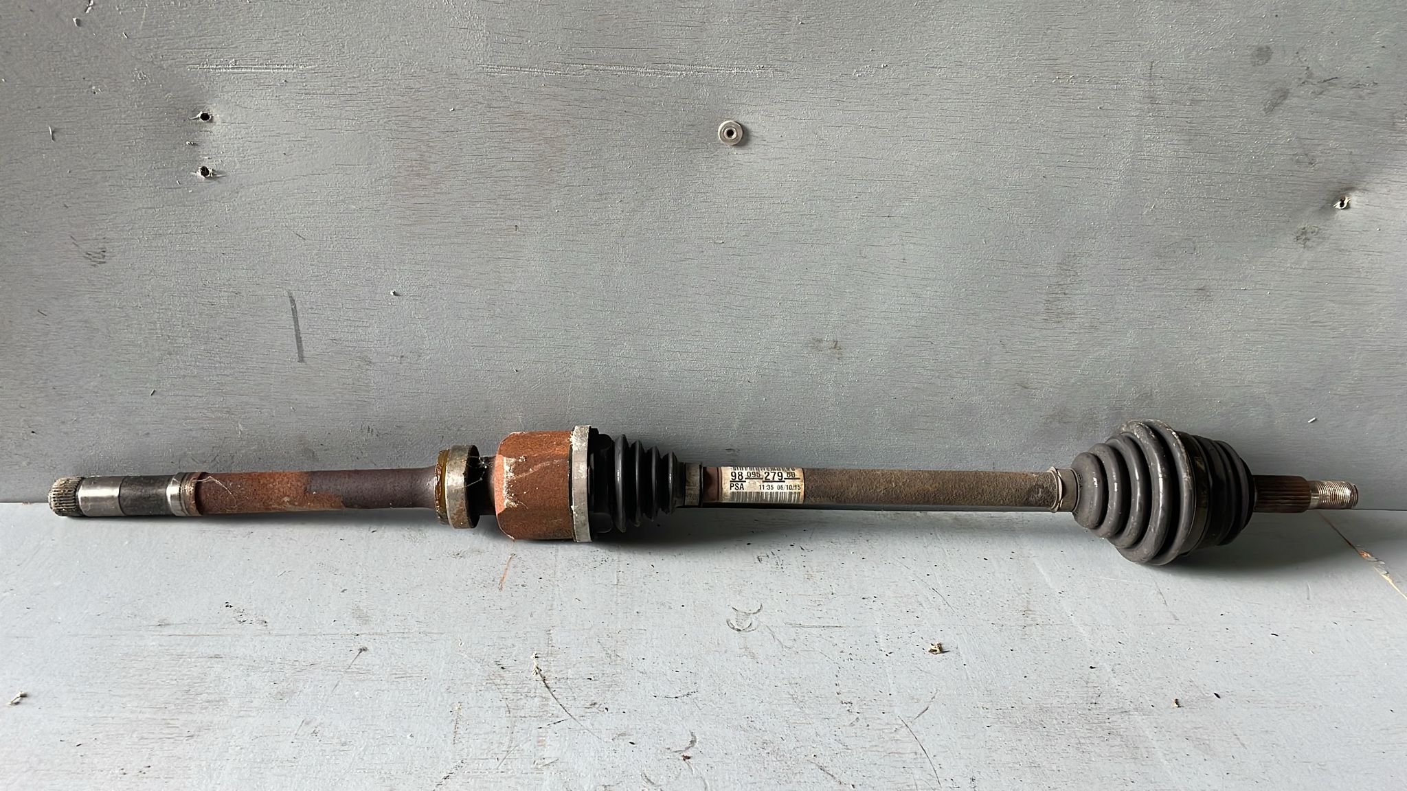 Transmissão Frente Direita – Peugeot 308 II 1.6 HDI 120CV 2013»2017 – Ref. 9809527980