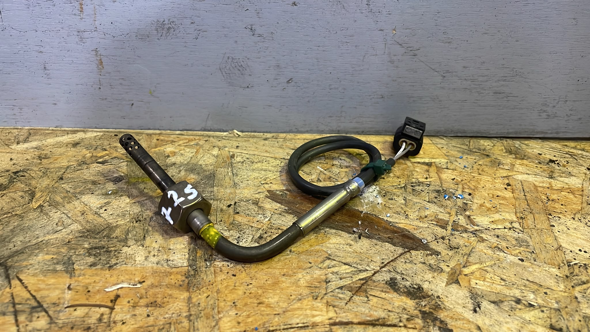 Sensor de Temperatura dos Gases de Escape (EGT) – Mercedes-Benz – Ref. A0071537528