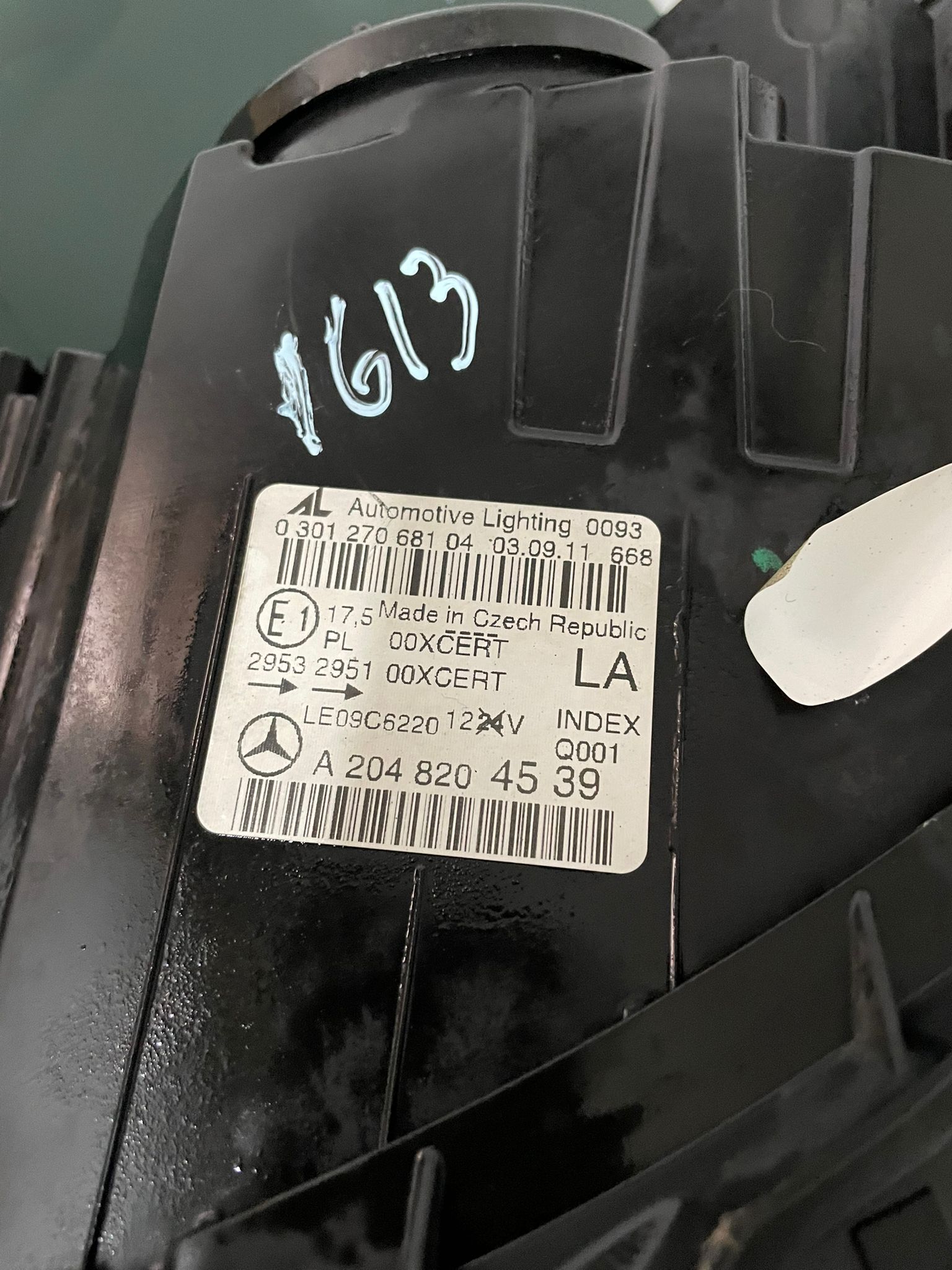 Ótica Bi-Xénon LED (DRL) Frente Esquerda – Mercedes C W204 2011»2015 – Ref. A2048204539