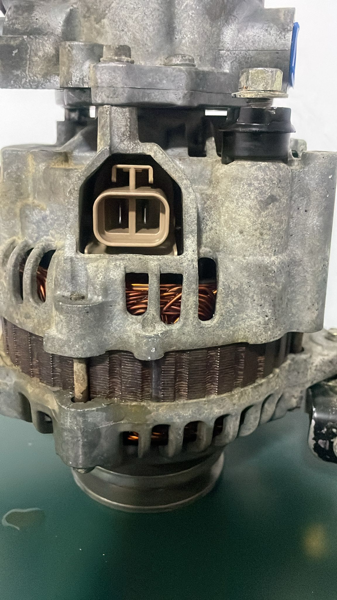 Alternador – Mitsubishi L200 1998»2005 – Ref. MD366051