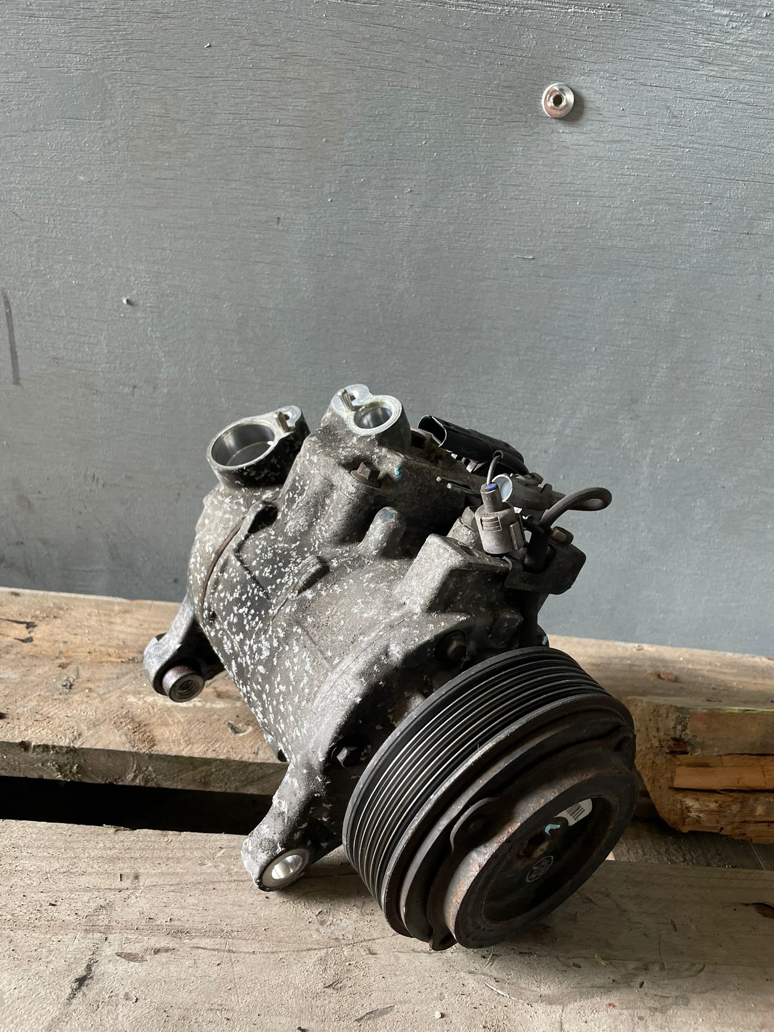 Compressor Ar Condicionado – BMW Série 3 2006»2012 – Denso – Ref. 6SBU14A / GE447260-3820