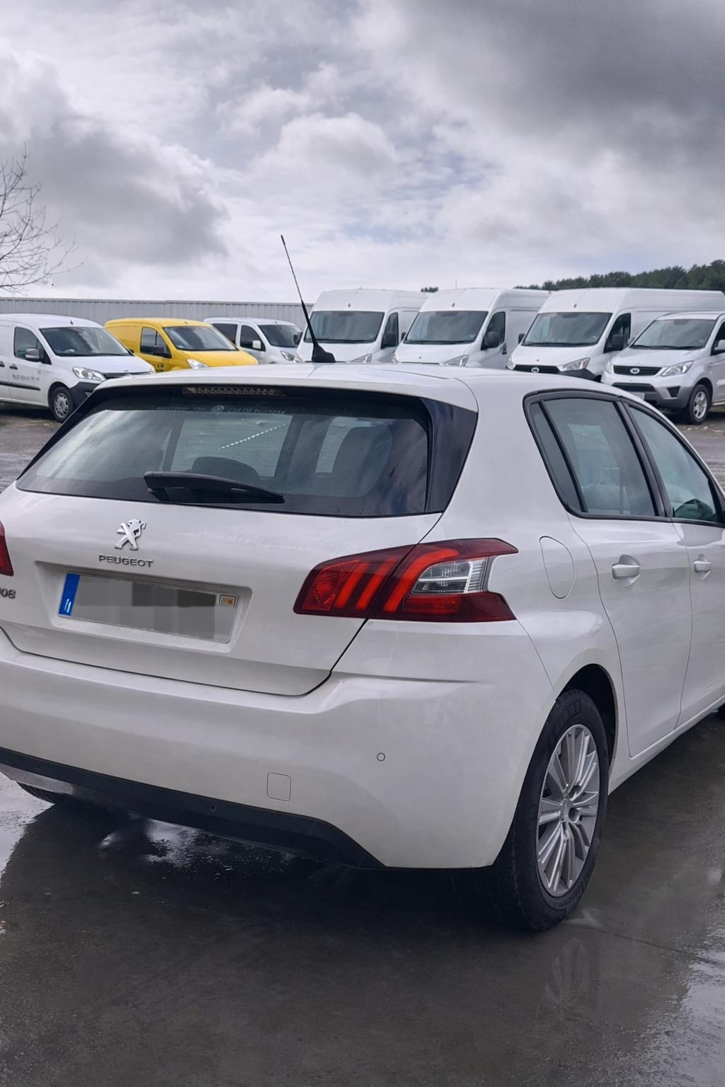 Peugeot 308 II 1.6 HDi 90CV 2013»2017 – Para Peças