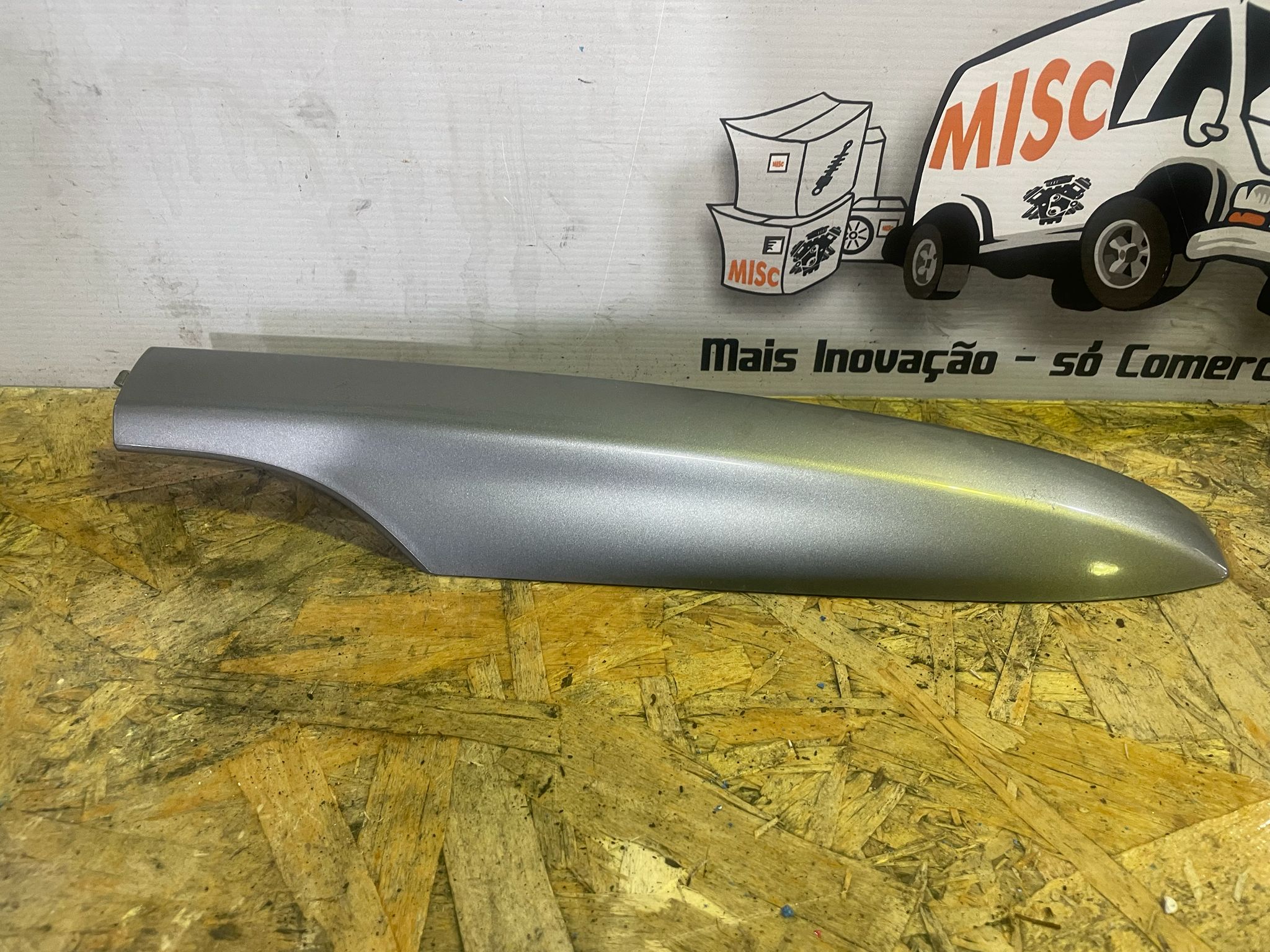 Tampa Barra Tejadilho Traseira Esquerda – Renault Megane III Grandtour 2010»2016 – Ref. 738876878R