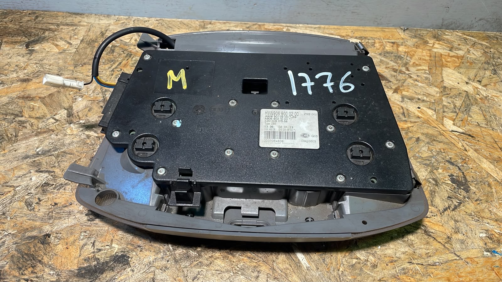 Plafonier Interior Frontal – VW Crafter 2.0 TDI 2012»2020 – Ref. HVW9069000200