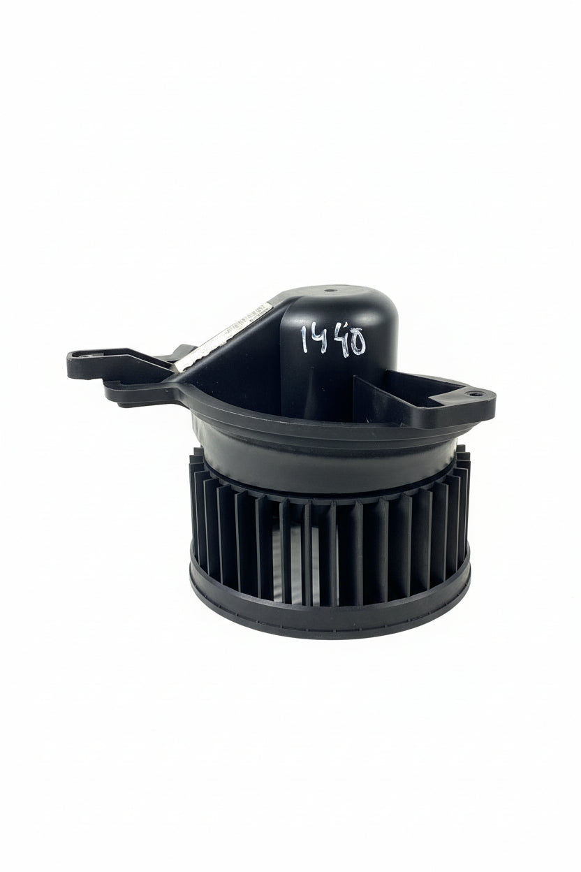 Motor de Sofagem / Ventilador de Ar Interior – Citroën Berlingo (B9)  030666P