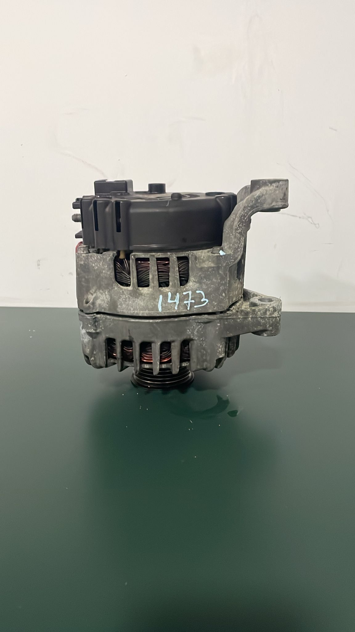 Alternador – BMW Série 3 Touring (E91) 318d 2008»2012 – Valeo – Ref. 7802261 / FG18S019 / 2543461C