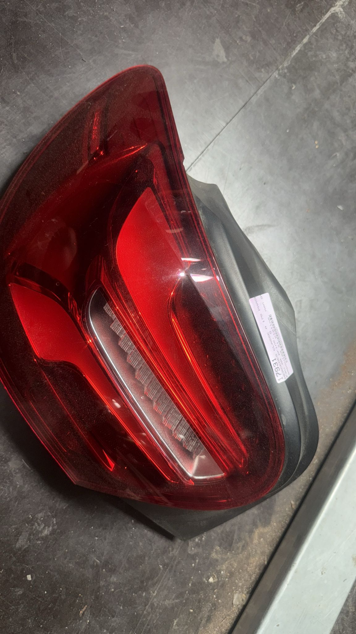 Farolim Traseiro Esquerdo LED – Mercedes Classe A (W176)