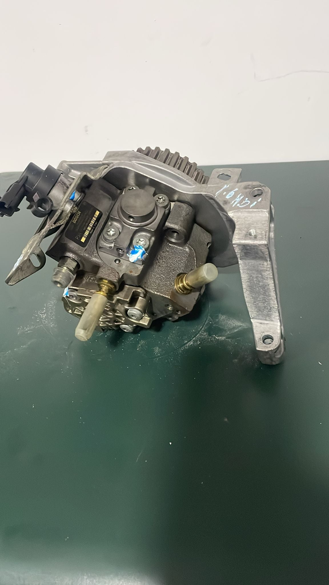 Bomba de alta pressão, referências 9654794380 / 0445010102, compatível com Citroën Berlingo, C4 e C3.