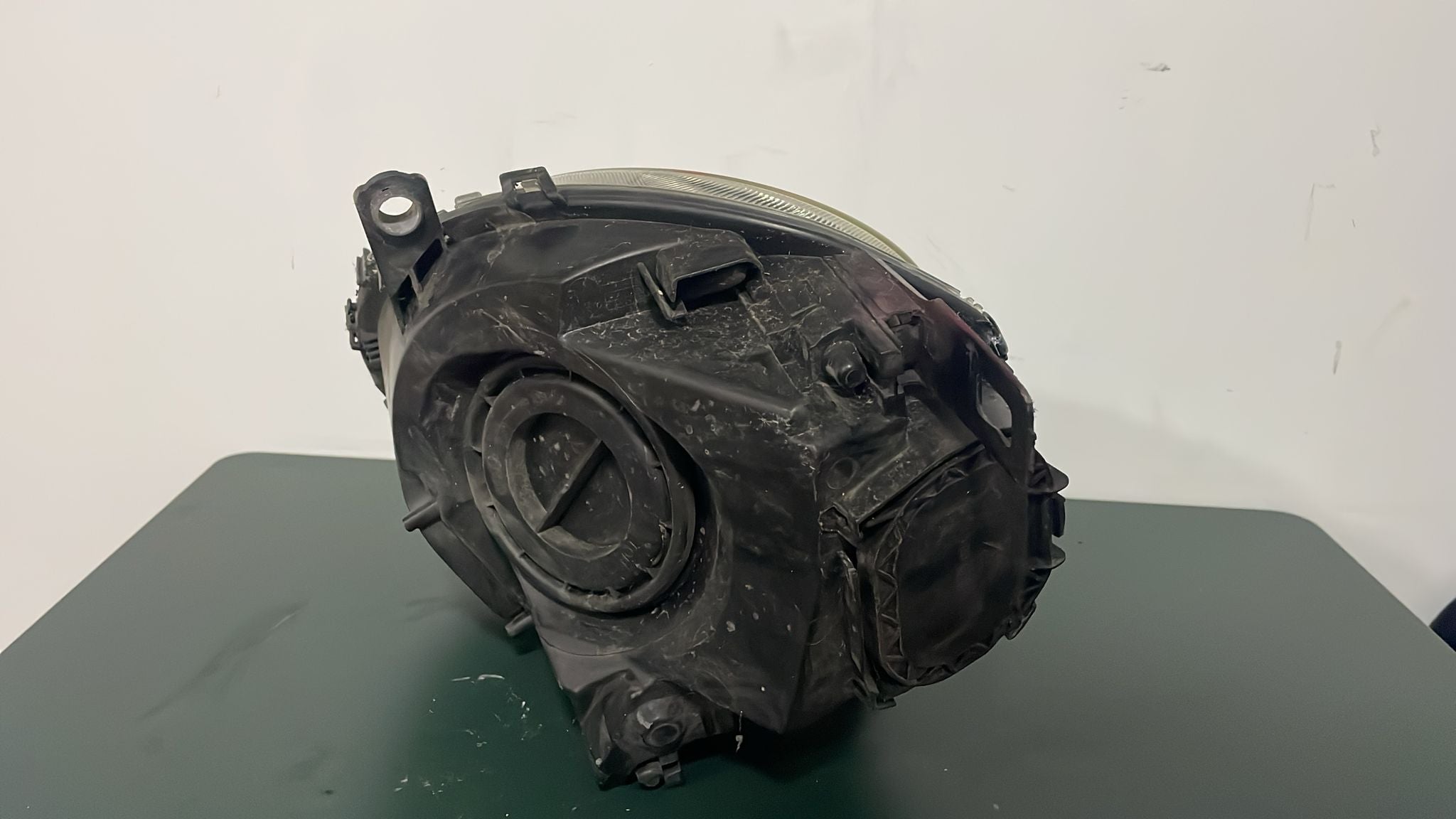 Ótica Frente Esquerda – Mini R55 / R56 / R57 / R58 2007»2014 – Ref. 0301225701 / 2751265