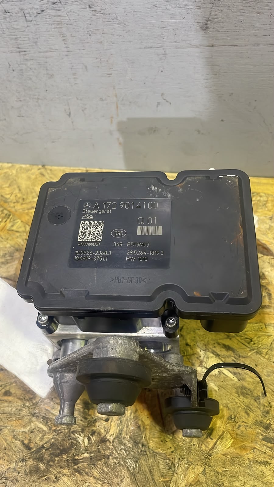 Módulo ABS / Unidade Hidráulica ABS – Mercedes-Benz Classe C (W204) 2007»2015 – Ref. A1724313912 / A1729014100